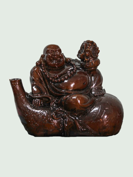 Tượng Phật Di lặc ngồi trên bao giả đá