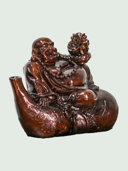 Tượng Phật Di lặc ngồi trên bao giả đá