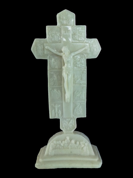 Jesus on Cross Resin Statue